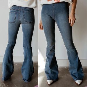 Free People NWT Penny Flare Pull-On Bell-Bottom 32